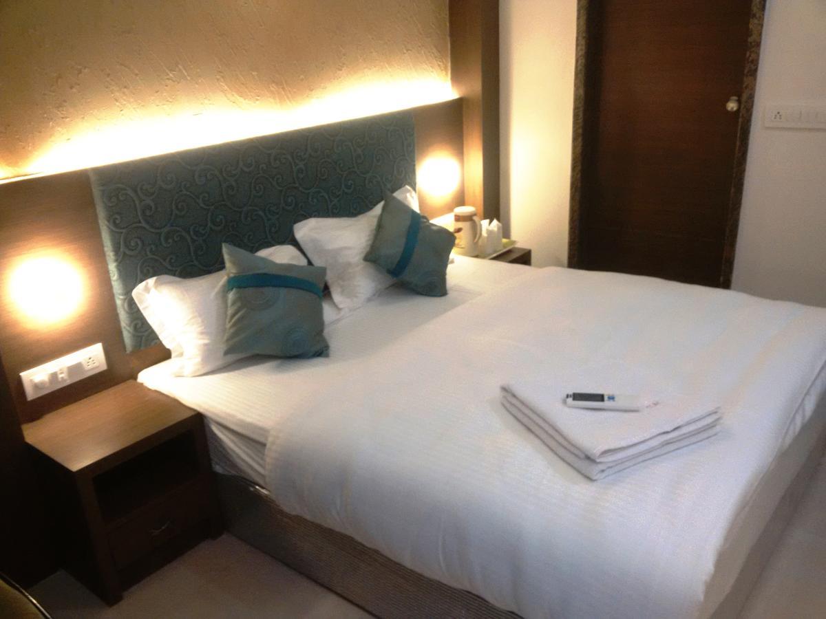 Hotel Chandragupta Ujjain Dış mekan fotoğraf