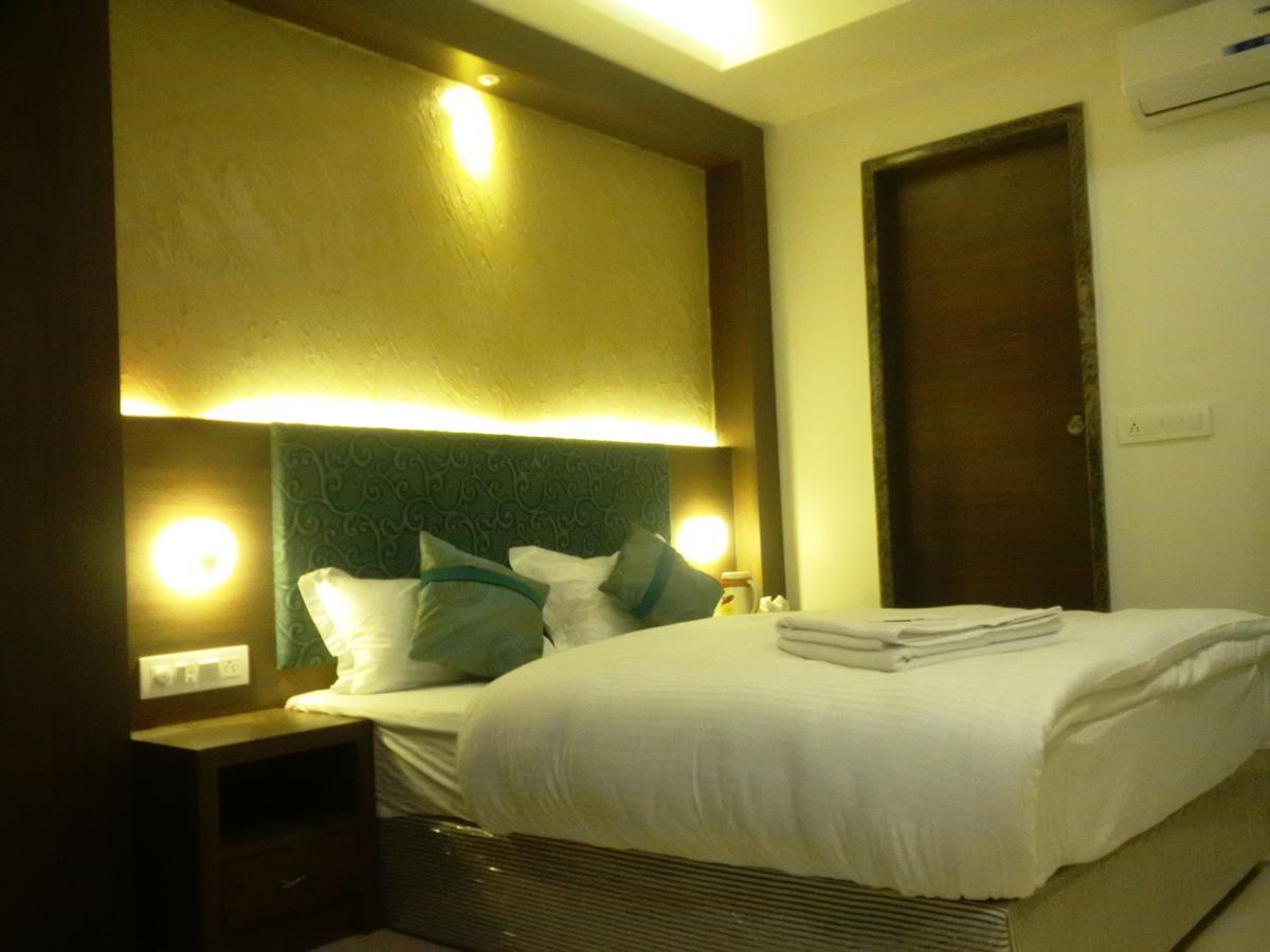 Hotel Chandragupta Ujjain Dış mekan fotoğraf