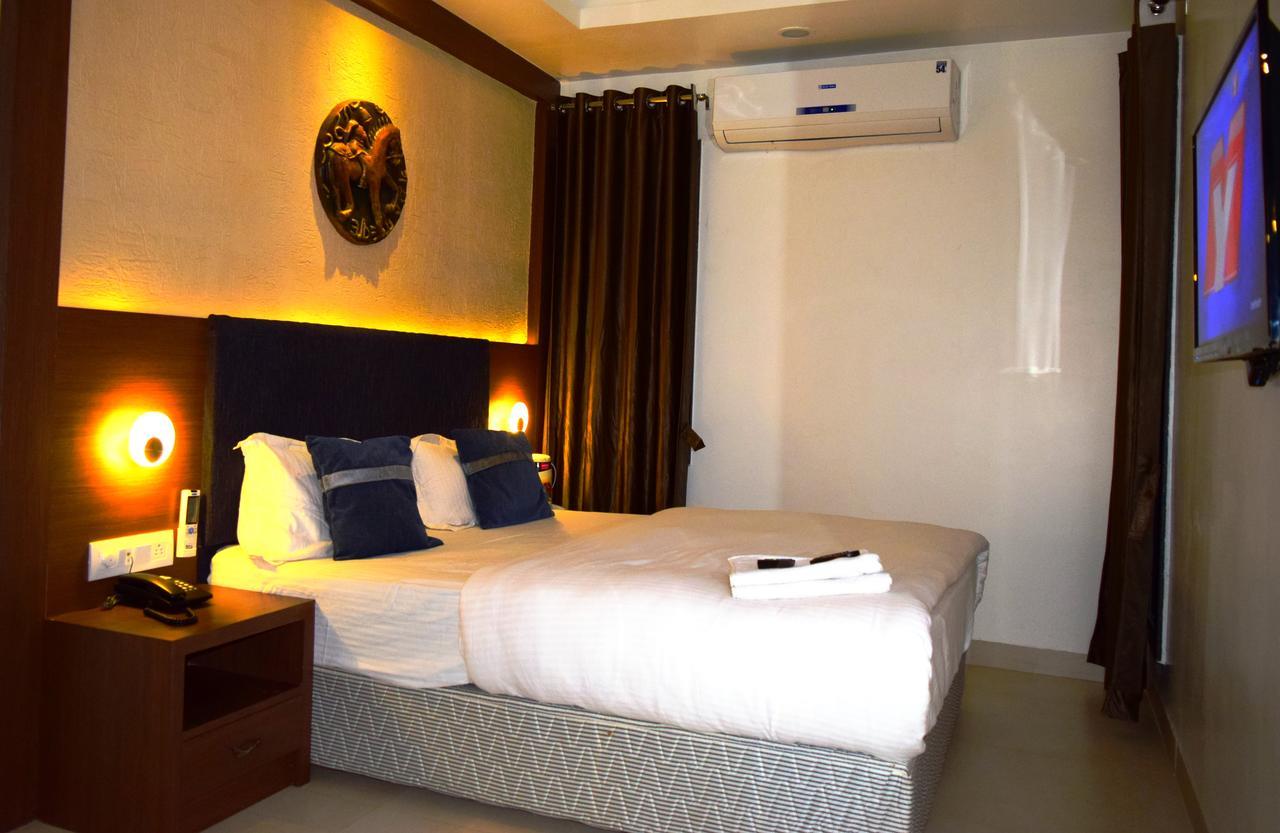 Hotel Chandragupta Ujjain Dış mekan fotoğraf