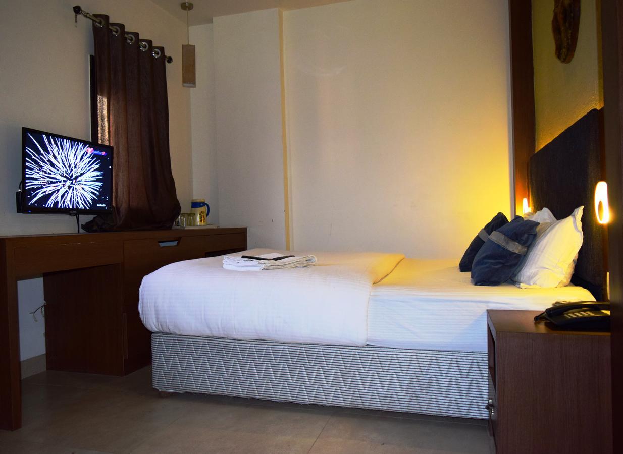 Hotel Chandragupta Ujjain Dış mekan fotoğraf