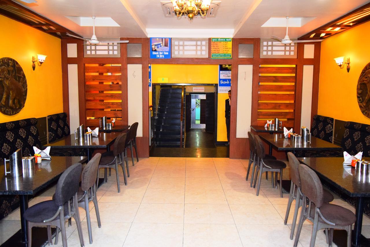 Hotel Chandragupta Ujjain Dış mekan fotoğraf